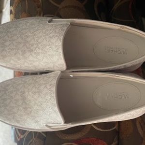 Michael Kors shoes size 8